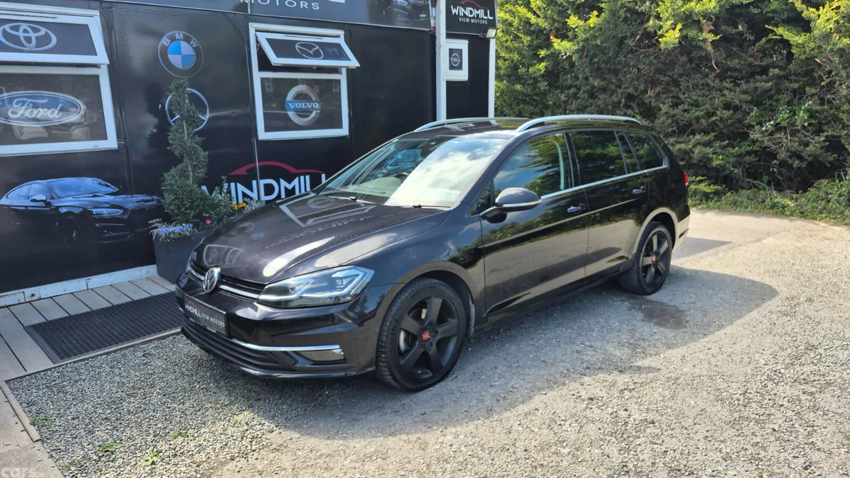 Volkswagen Golf Estate, Petrol, 2019, Black