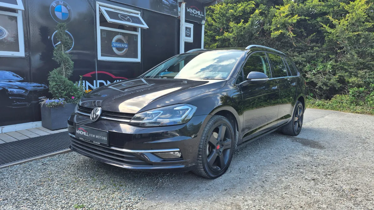 Volkswagen Golf Estate, Petrol, 2019, Black