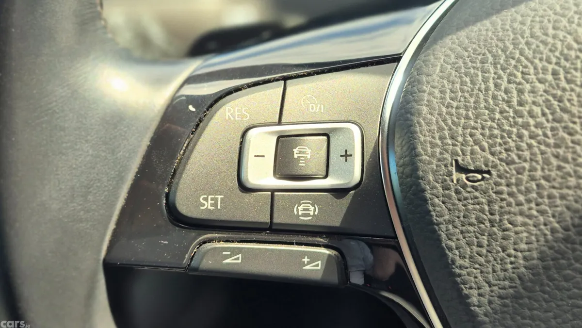 Volkswagen Golf Estate, Petrol, 2019, Black