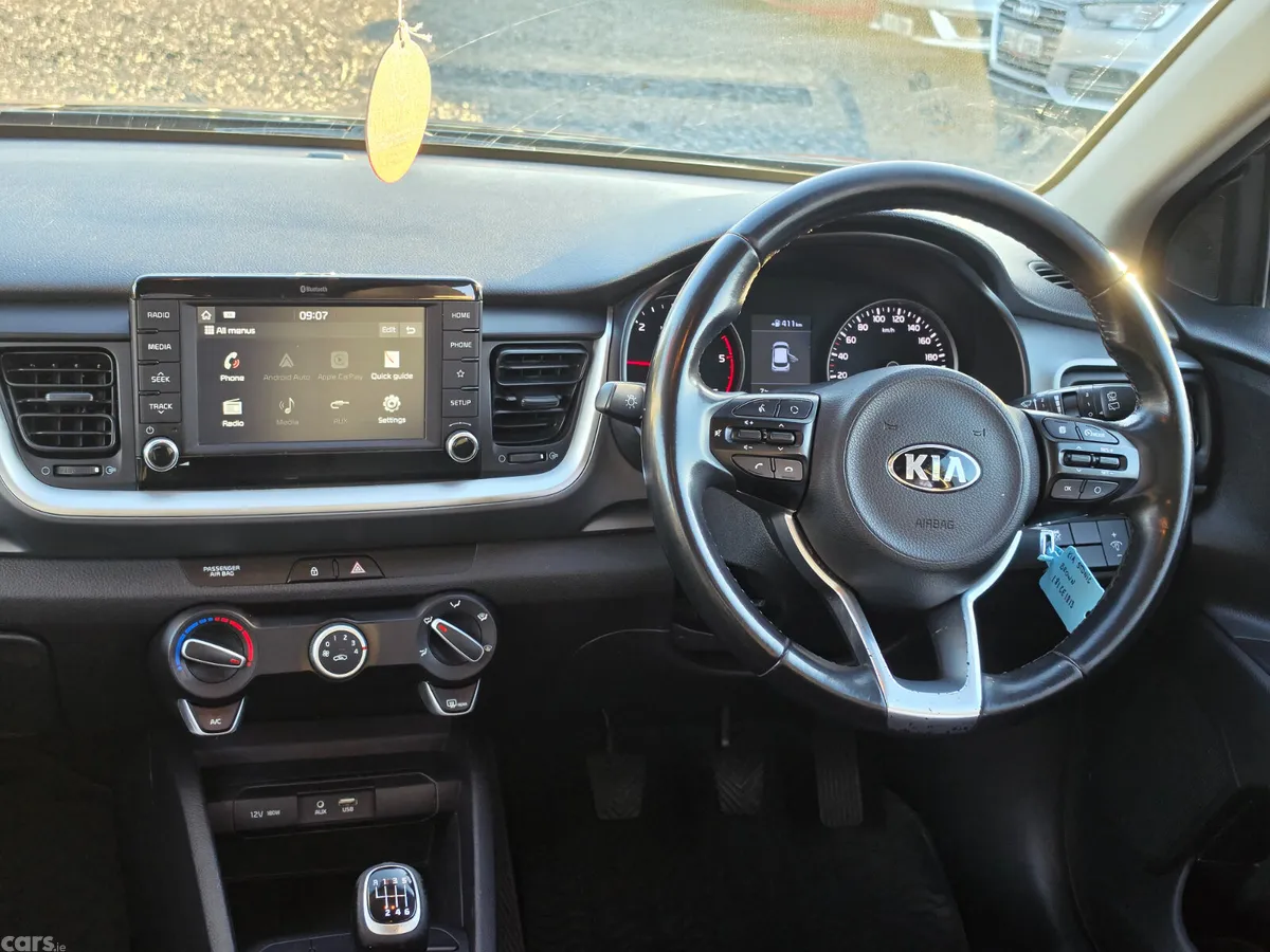 Kia Stonic Estate/Jeep, Diesel, 2018, Brown