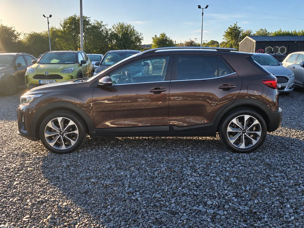 Kia Stonic Estate/Jeep, Diesel, 2018, Brown