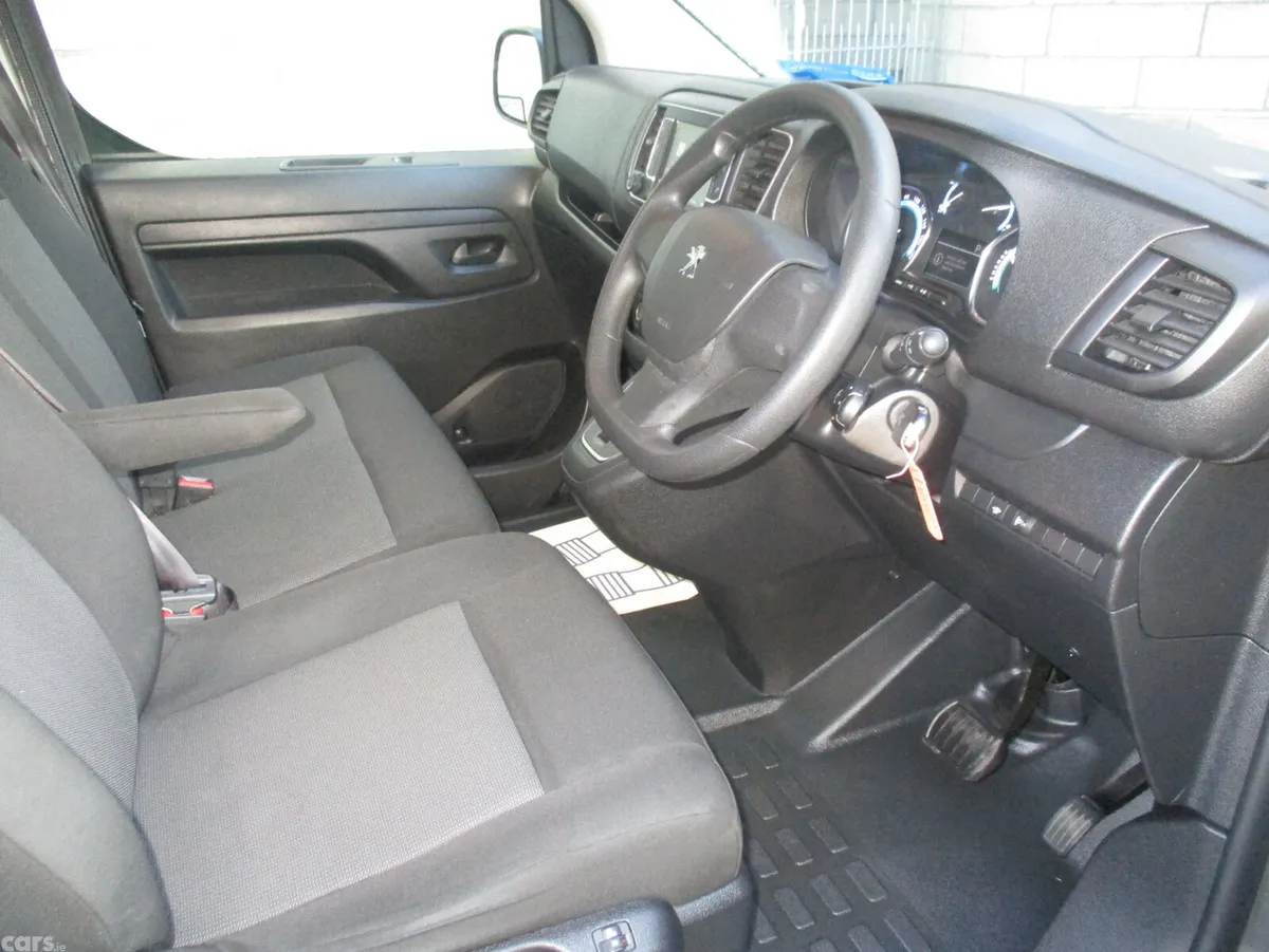 Peugeot Expert MPV, Electric, 2023, Grey