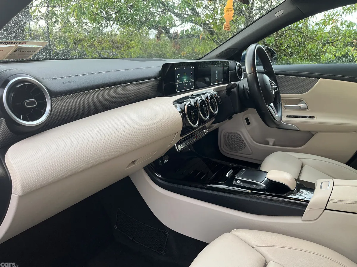 Mercedes-Benz CLA Saloon, Diesel, 2020, Blue