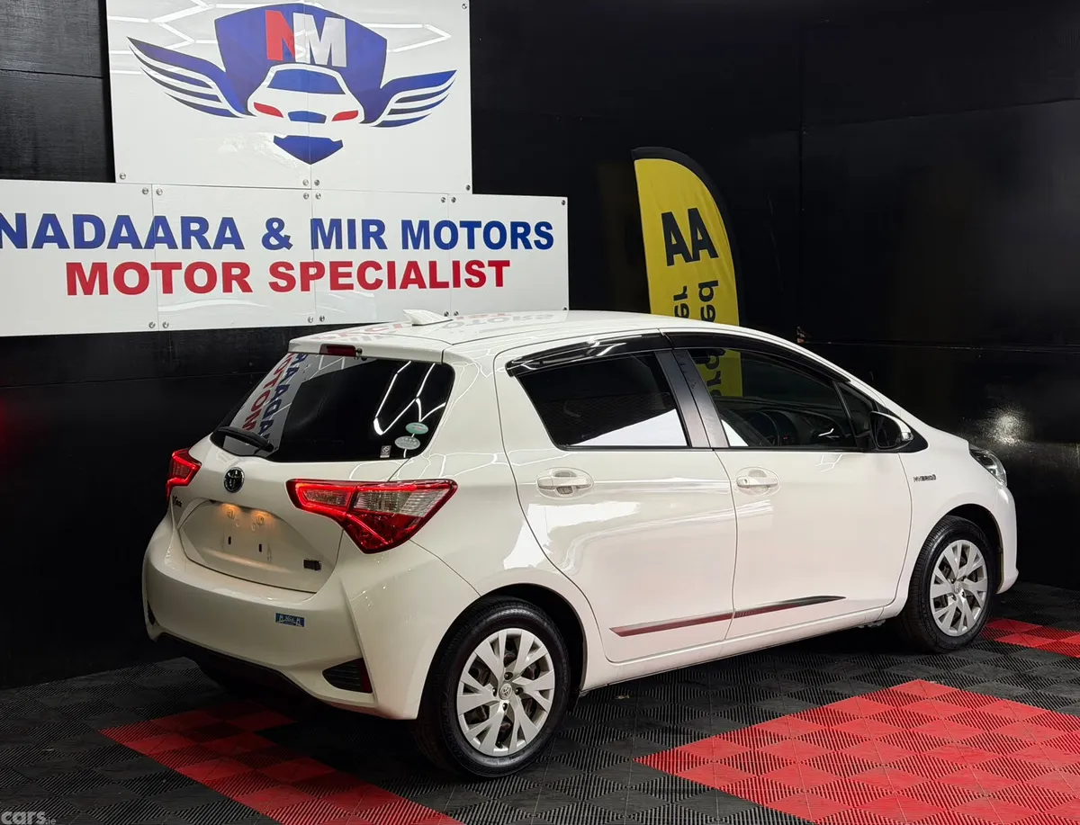 Toyota Vitz Hatchback, Petrol Hybrid, 2017, White