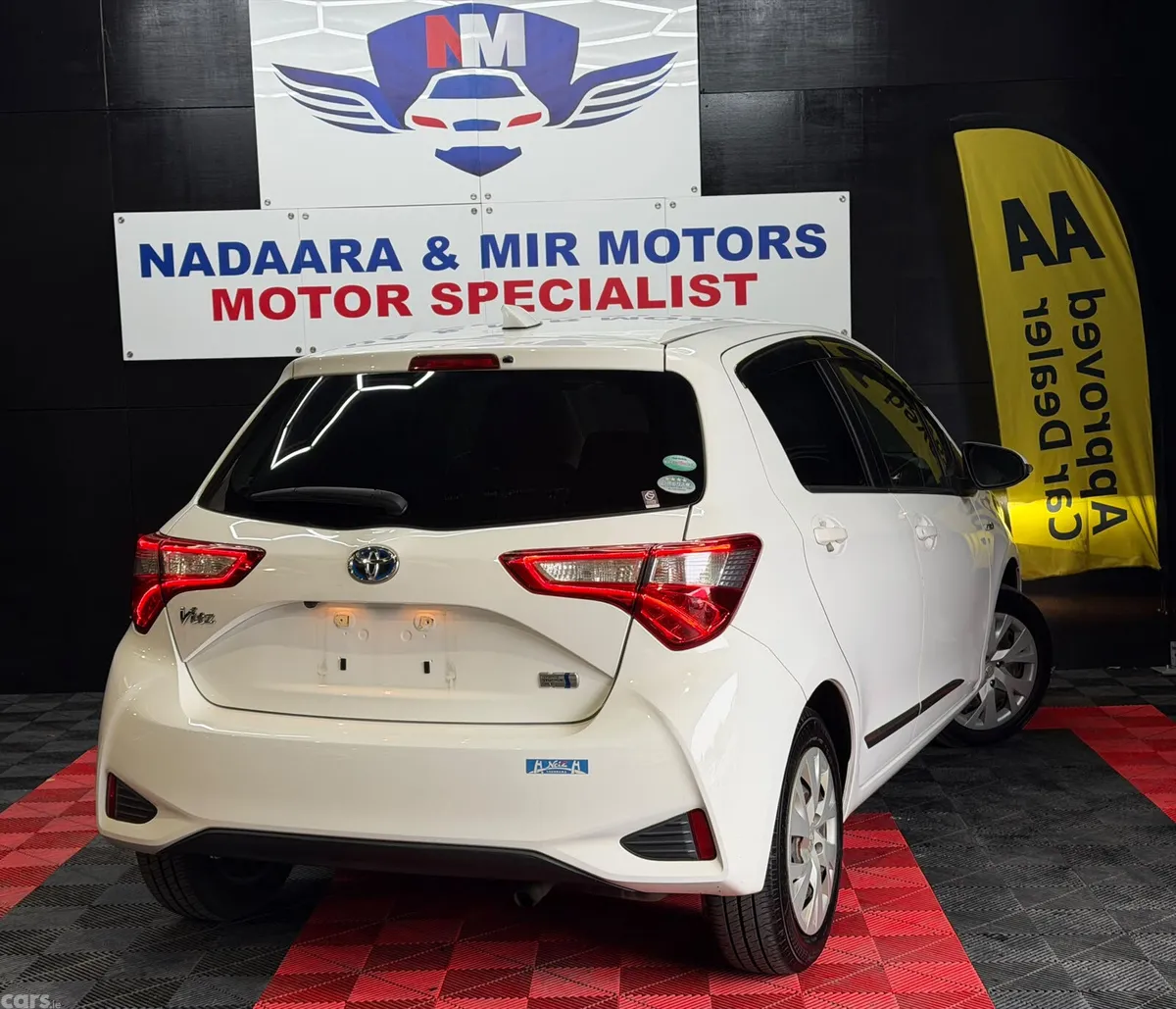Toyota Vitz Hatchback, Petrol Hybrid, 2017, White