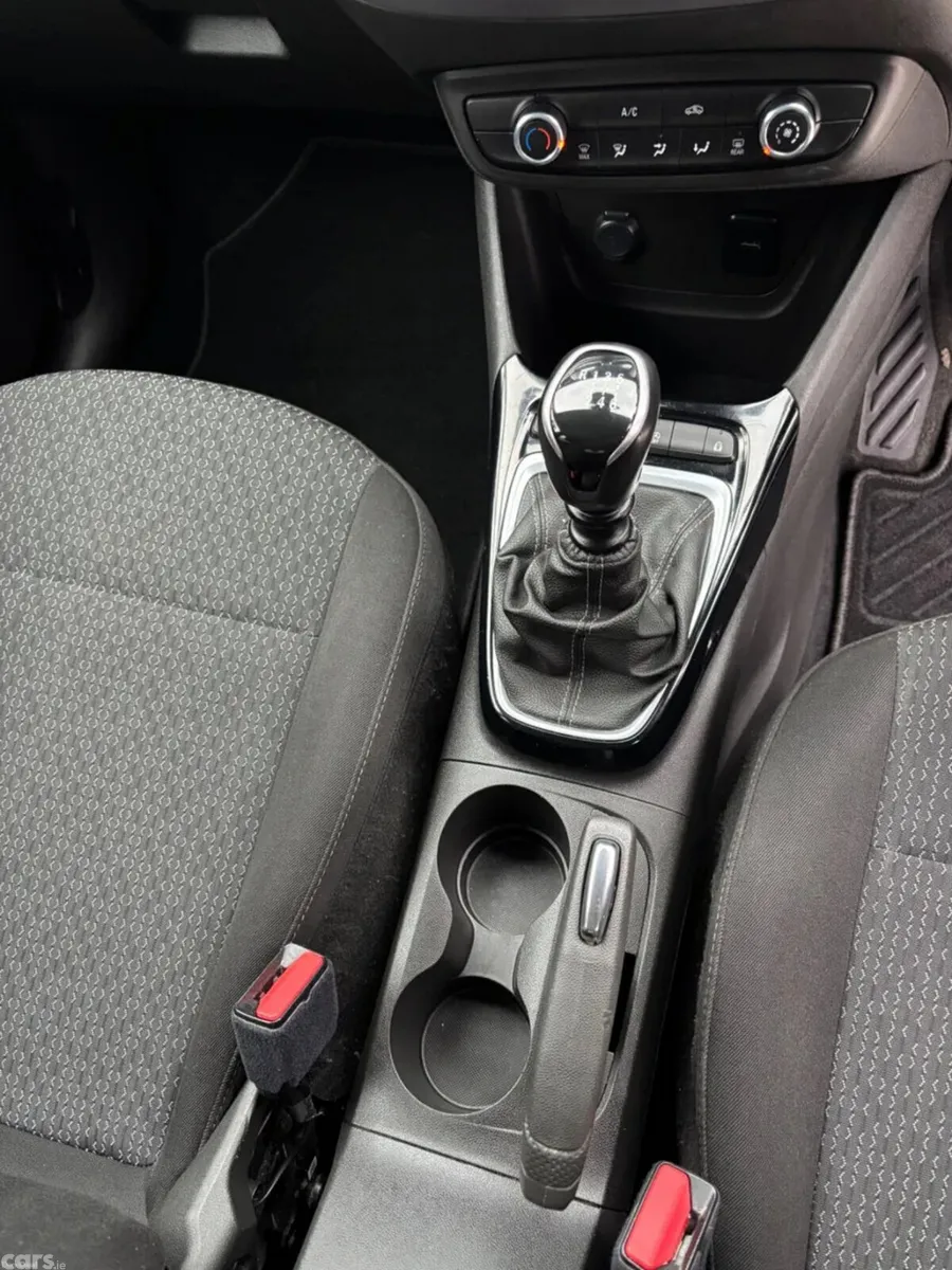 Opel Crossland SUV, Diesel, 2023, Grey