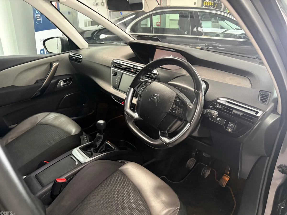 Citroen C4 Hatchback, Diesel, 2018, Grey