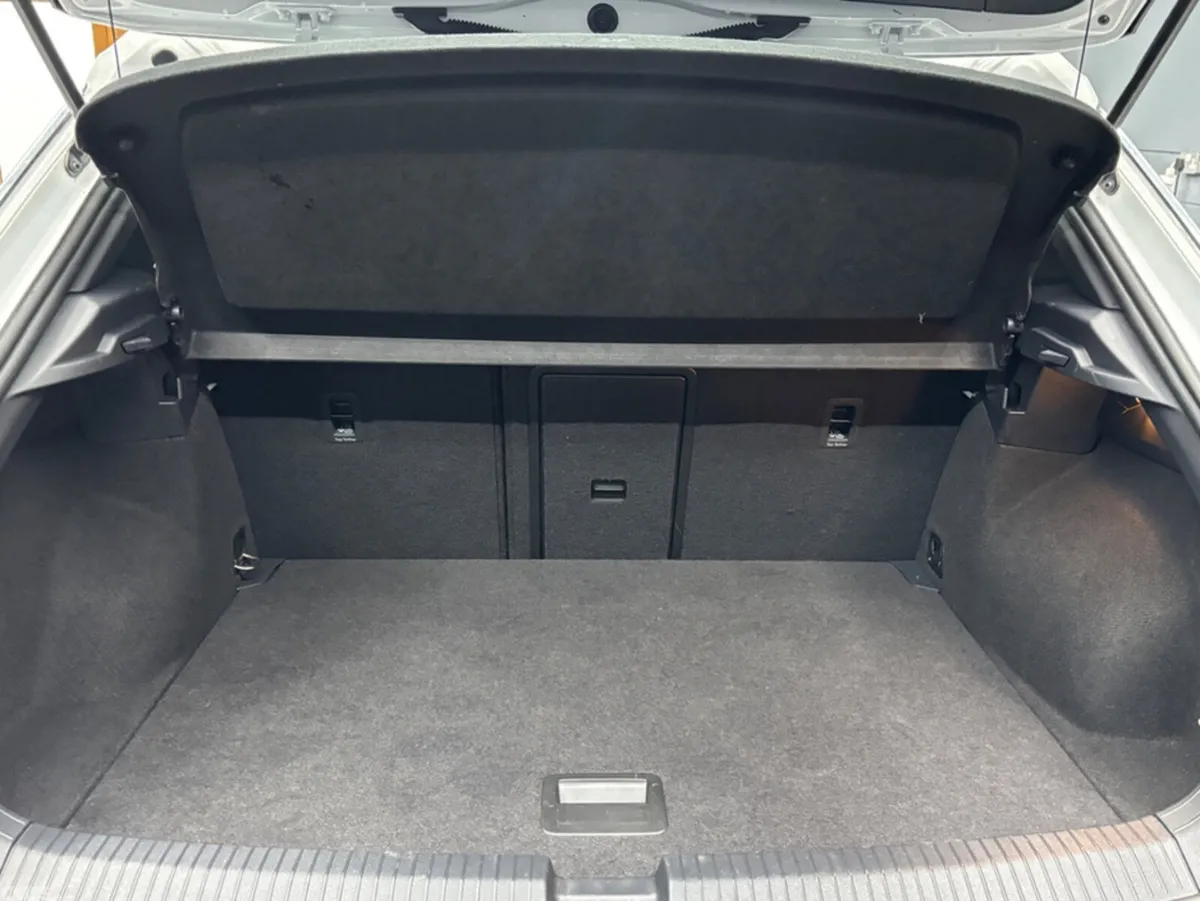 Volkswagen T-Roc SUV, Petrol, 2022, White