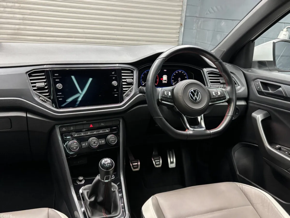 Volkswagen T-Roc SUV, Petrol, 2022, White