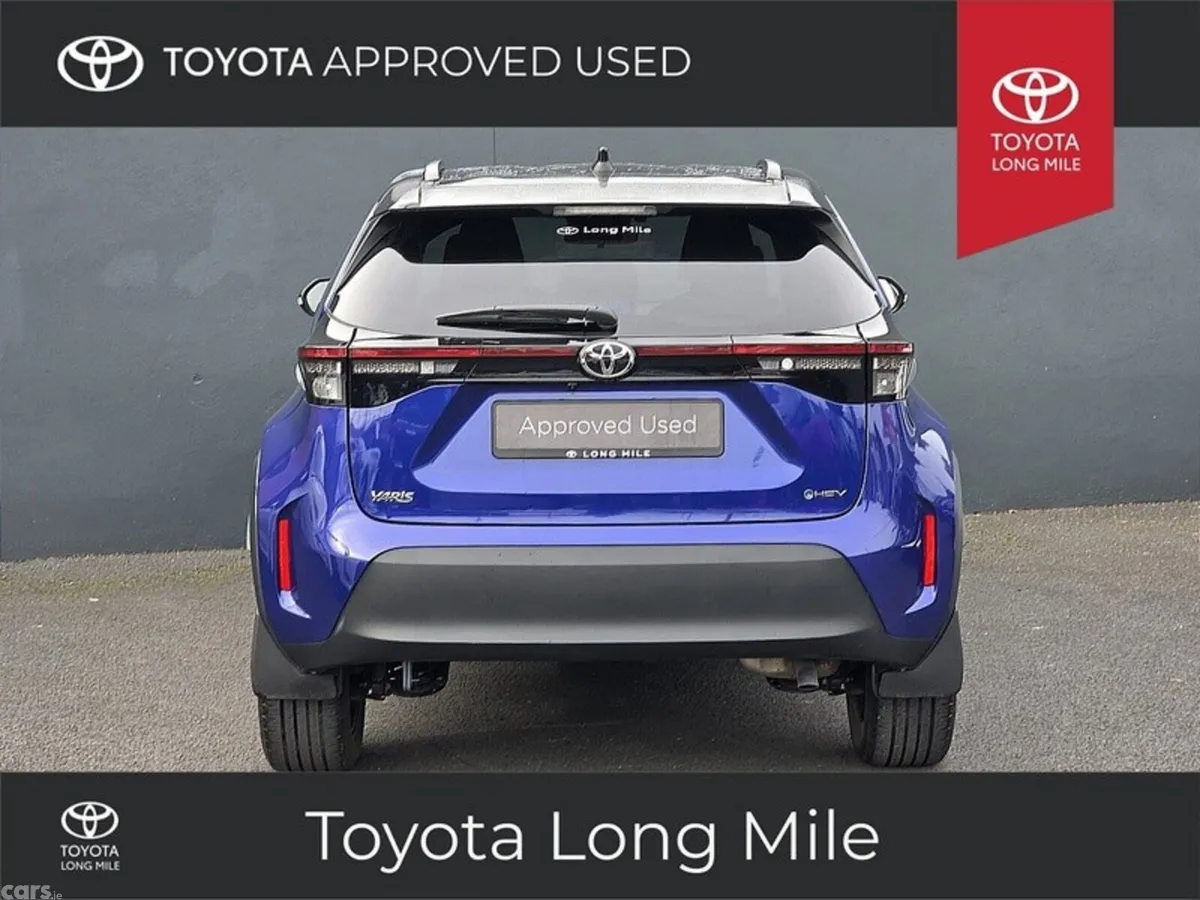 Toyota Yaris Cross Hatchback, Petrol Hybrid, 2025, Blue