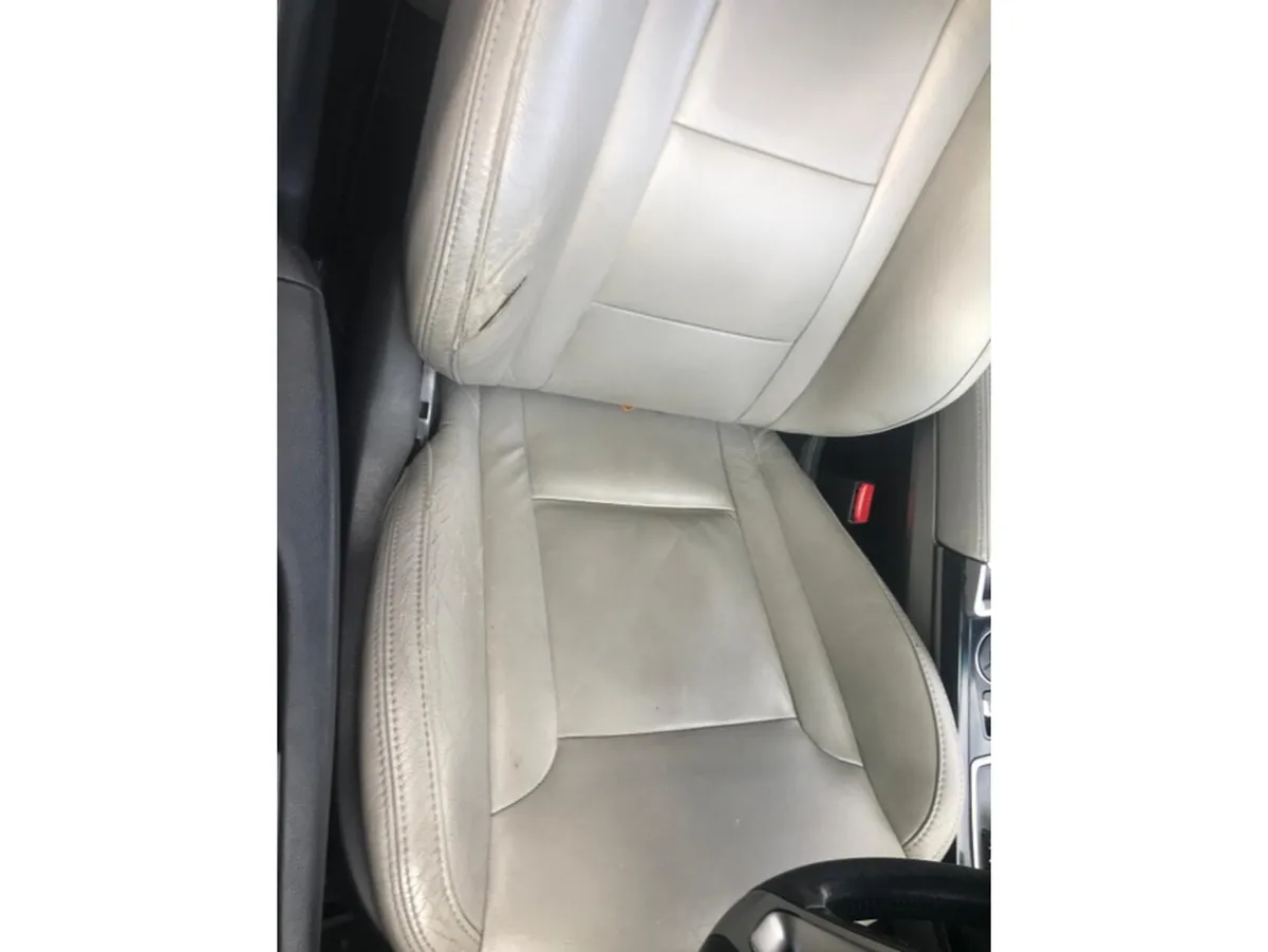 Hyundai i40 Saloon, Diesel, 2013, Black