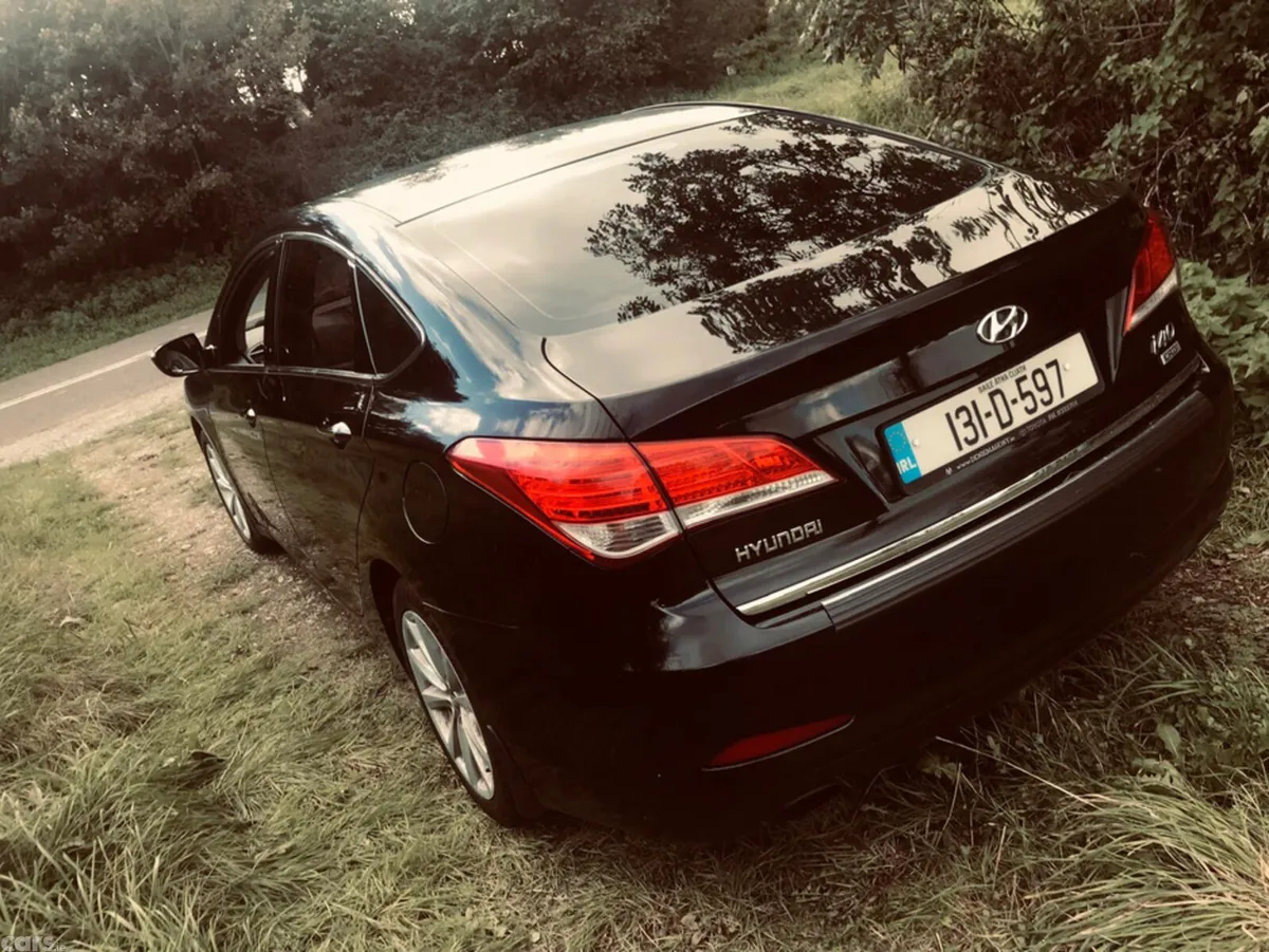 Hyundai i40 Saloon, Diesel, 2013, Black