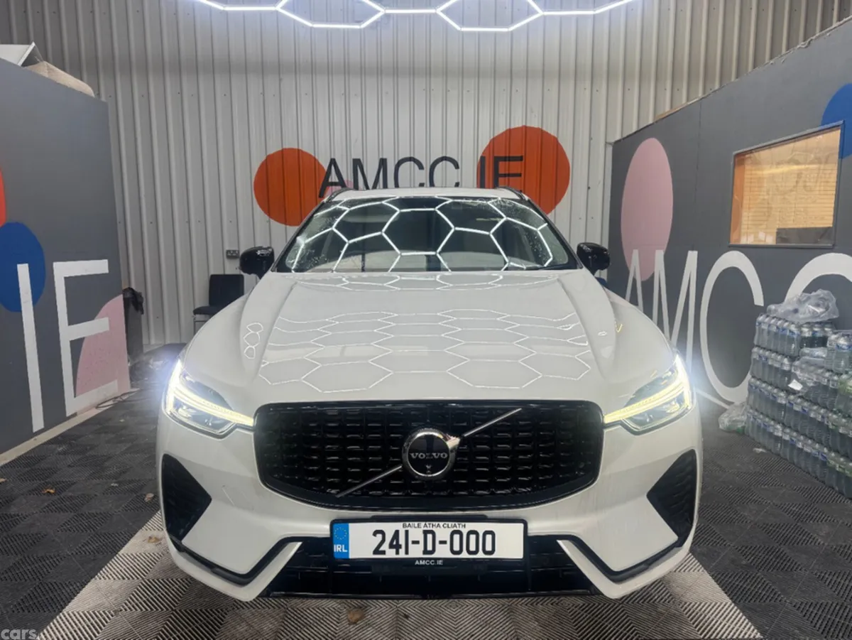 Volvo XC60 SUV, Petrol Plug-in Hybrid, 2024, White