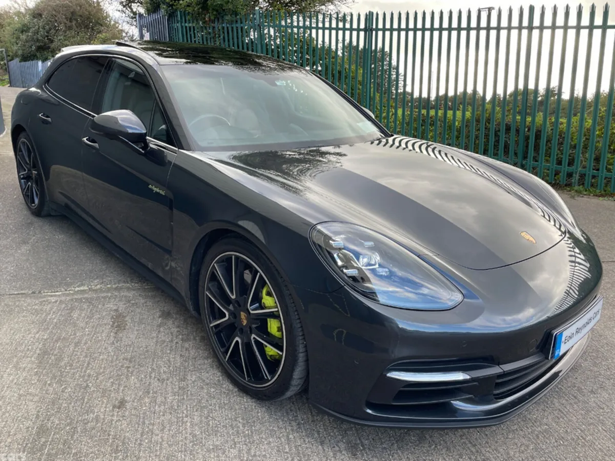 Porsche Panamera Hatchback, Petrol Plug-in Hybrid, 2018, Grey
