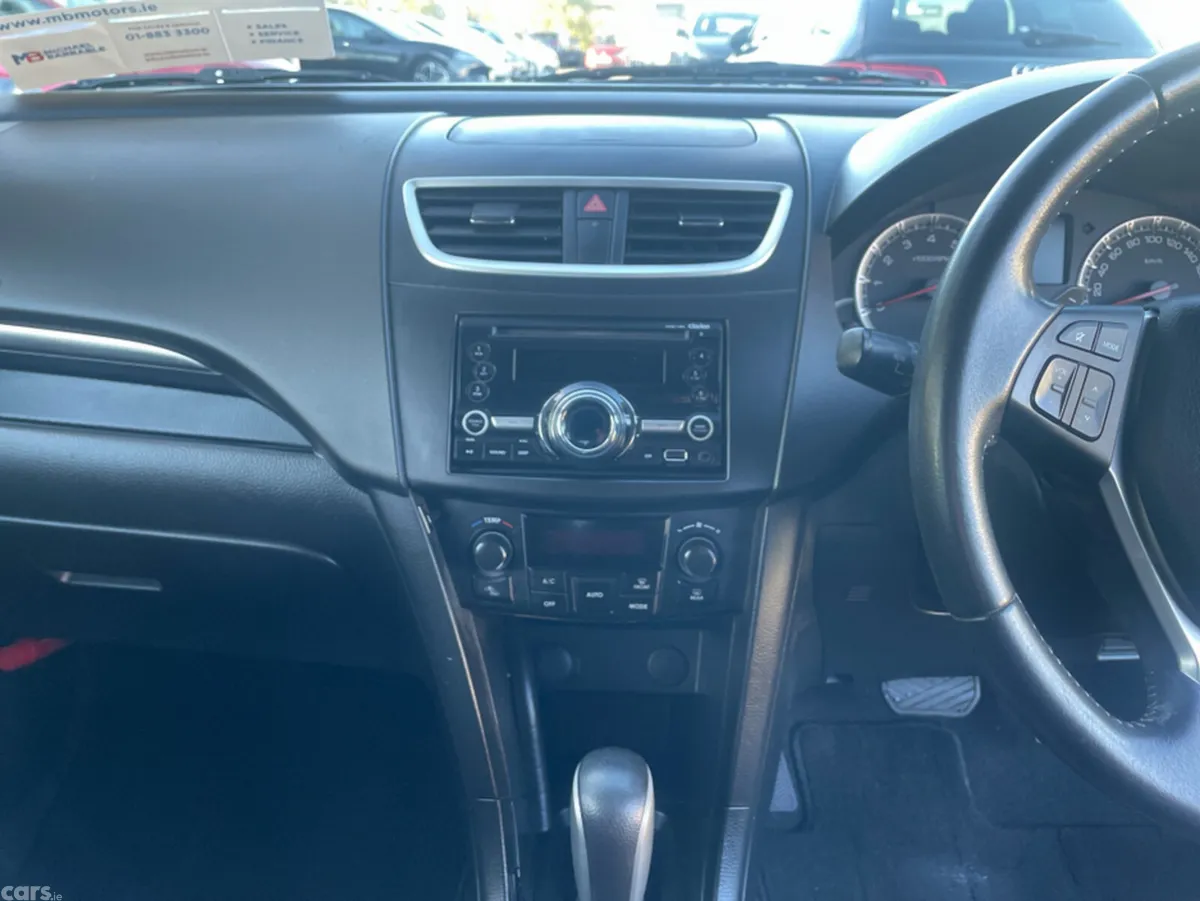 Suzuki Swift Hatchback, Petrol, 2015, Green