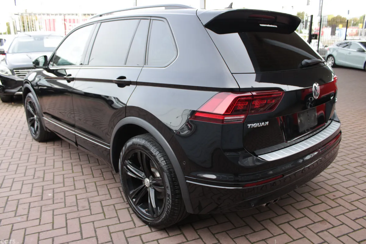Volkswagen Tiguan Estate, Diesel, 2020, Black