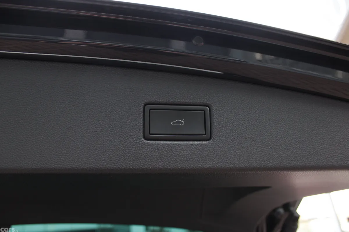 Volkswagen Tiguan Estate, Diesel, 2020, Black