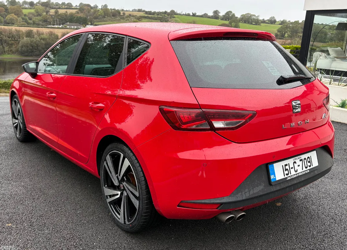 SEAT Leon Estate, Diesel, 2015, Red