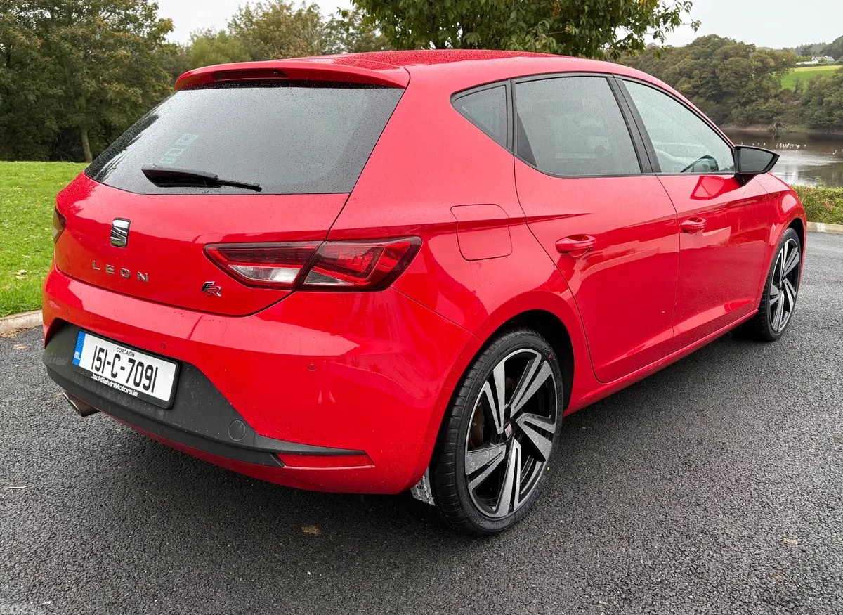 SEAT Leon Estate, Diesel, 2015, Red