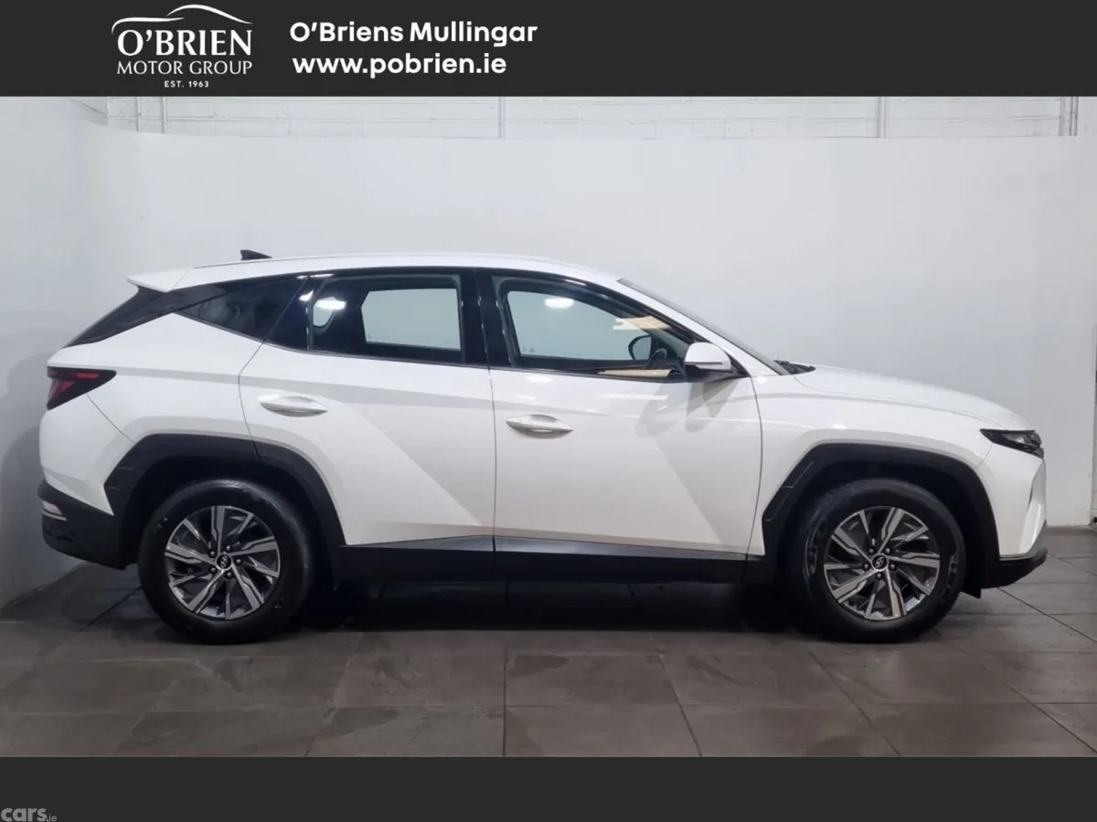 Hyundai Tucson SUV, Diesel, 2022, White