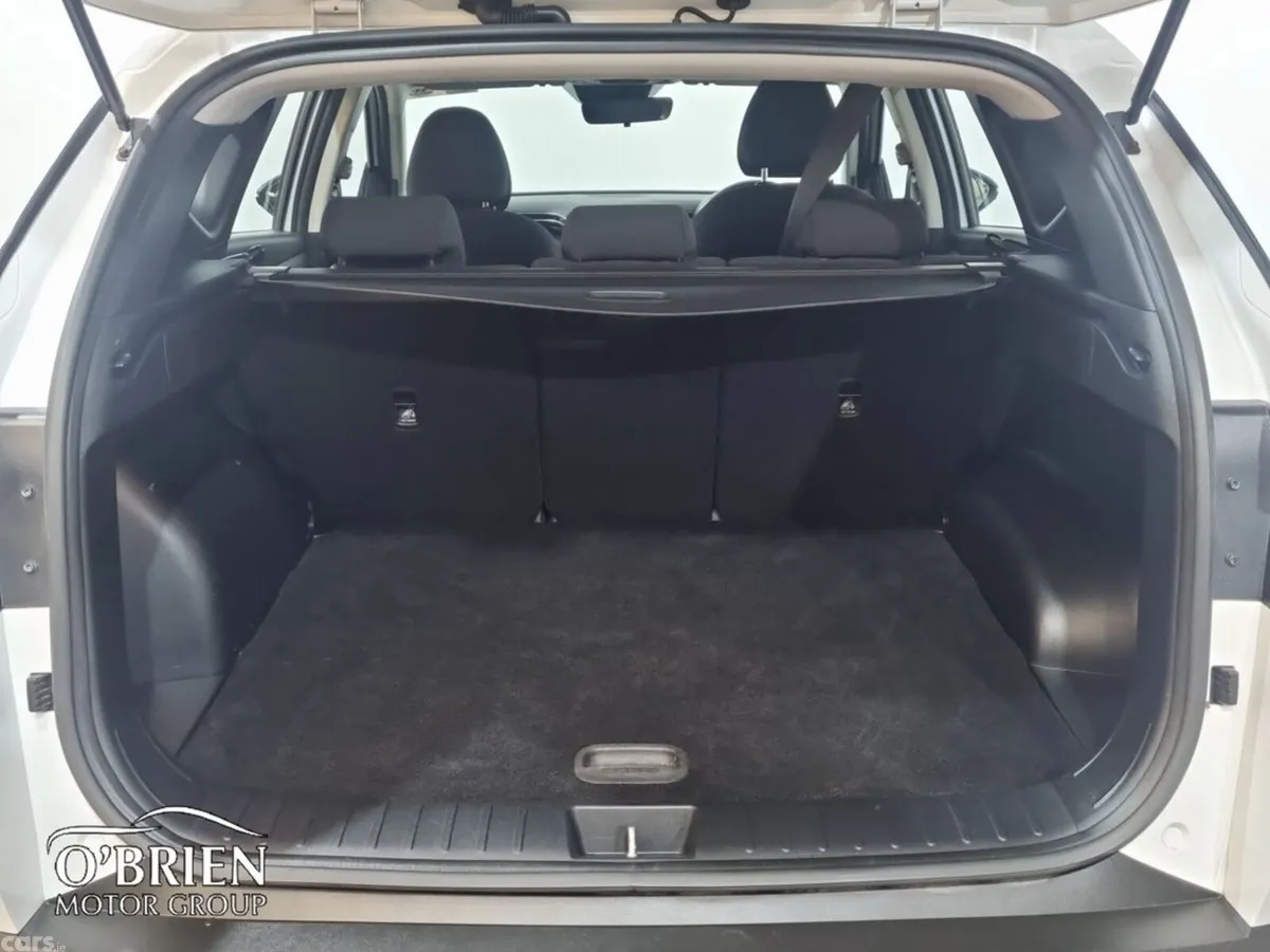 Hyundai Tucson SUV, Diesel, 2022, White
