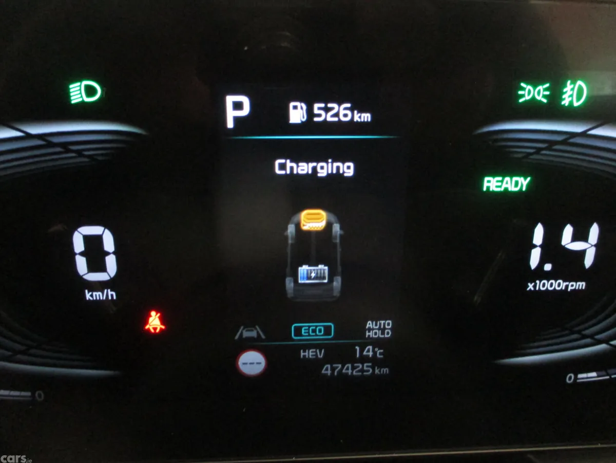 Kia Niro SUV, Petrol Plug-in Hybrid, 2023, Red