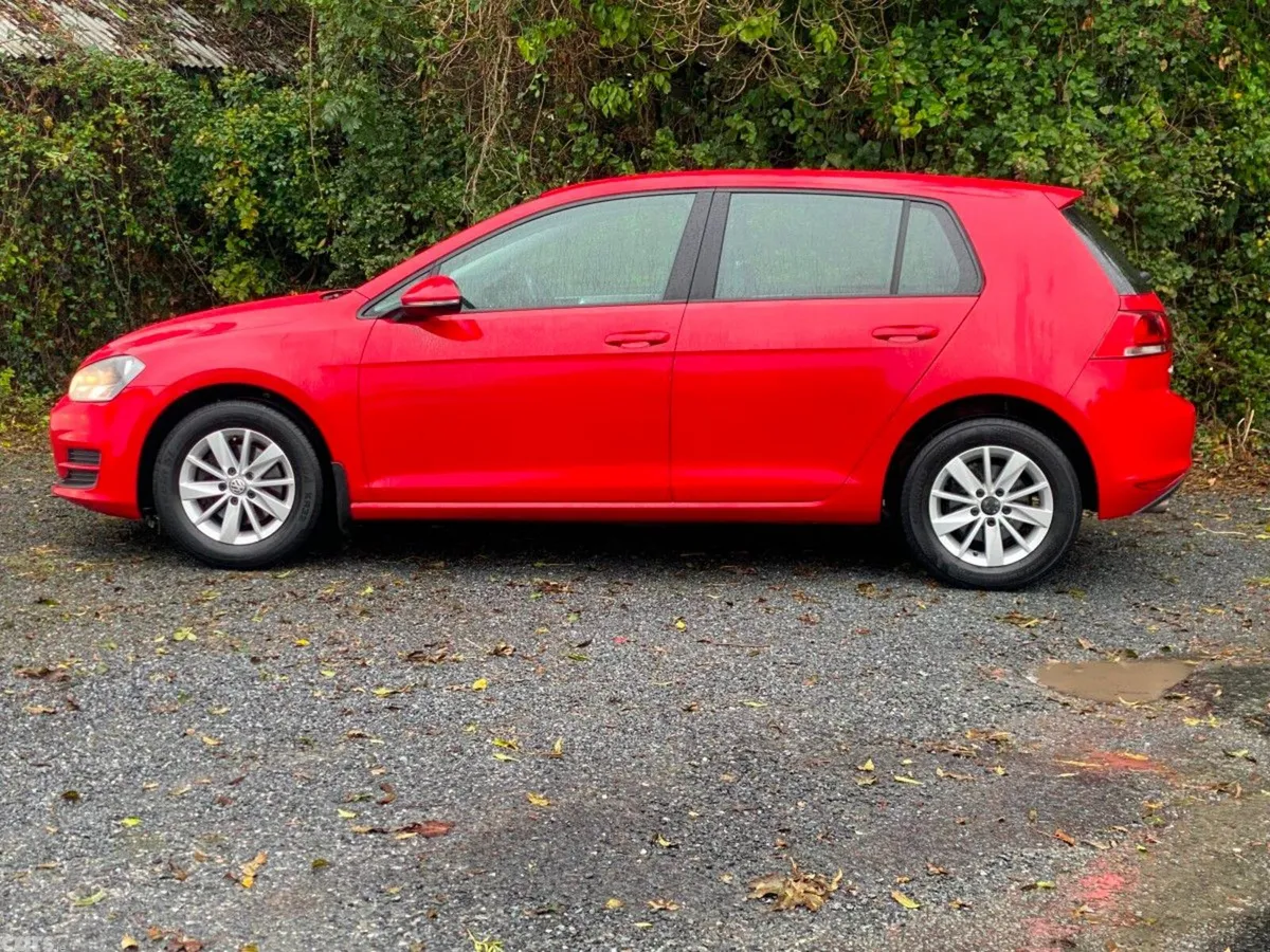 Volkswagen Golf Hatchback, Diesel, 2014, Red