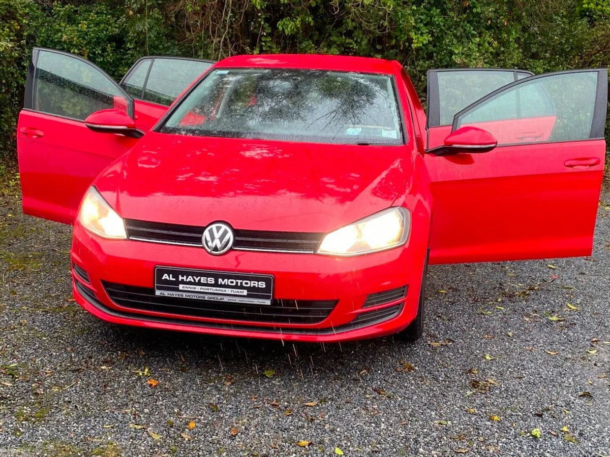 Volkswagen Golf Hatchback, Diesel, 2014, Red