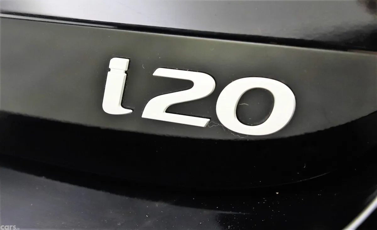 Hyundai i20 Hatchback, Petrol, 2024, Black