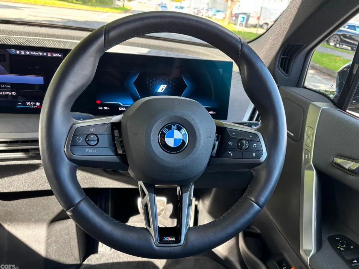 BMW iX SUV, Electric, 2026, Black