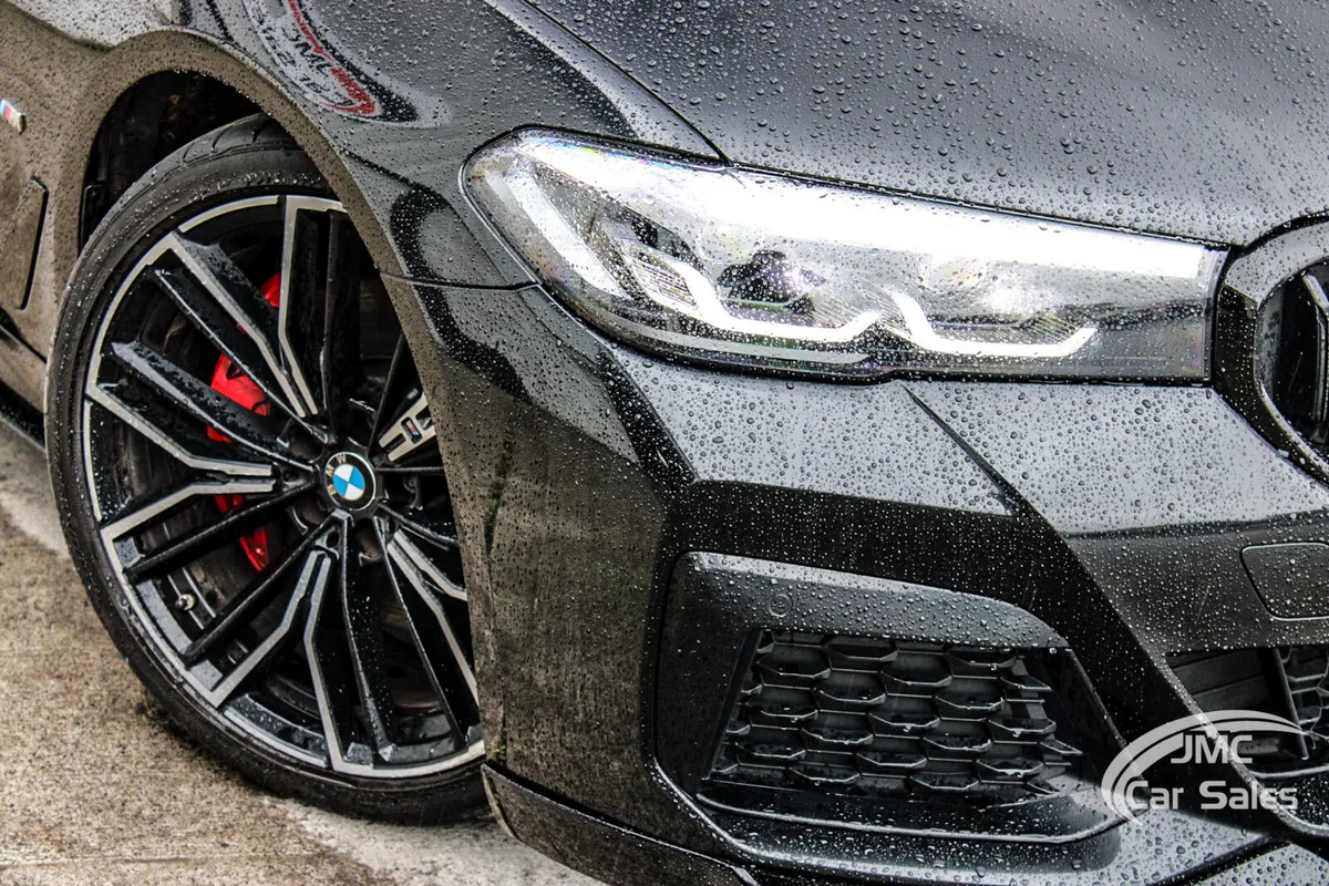 BMW 5-Series Estate, Diesel Hybrid, 2022, Black