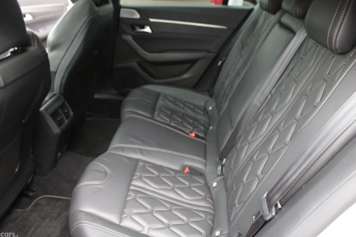 Peugeot 508 Saloon, Diesel, 2019, White