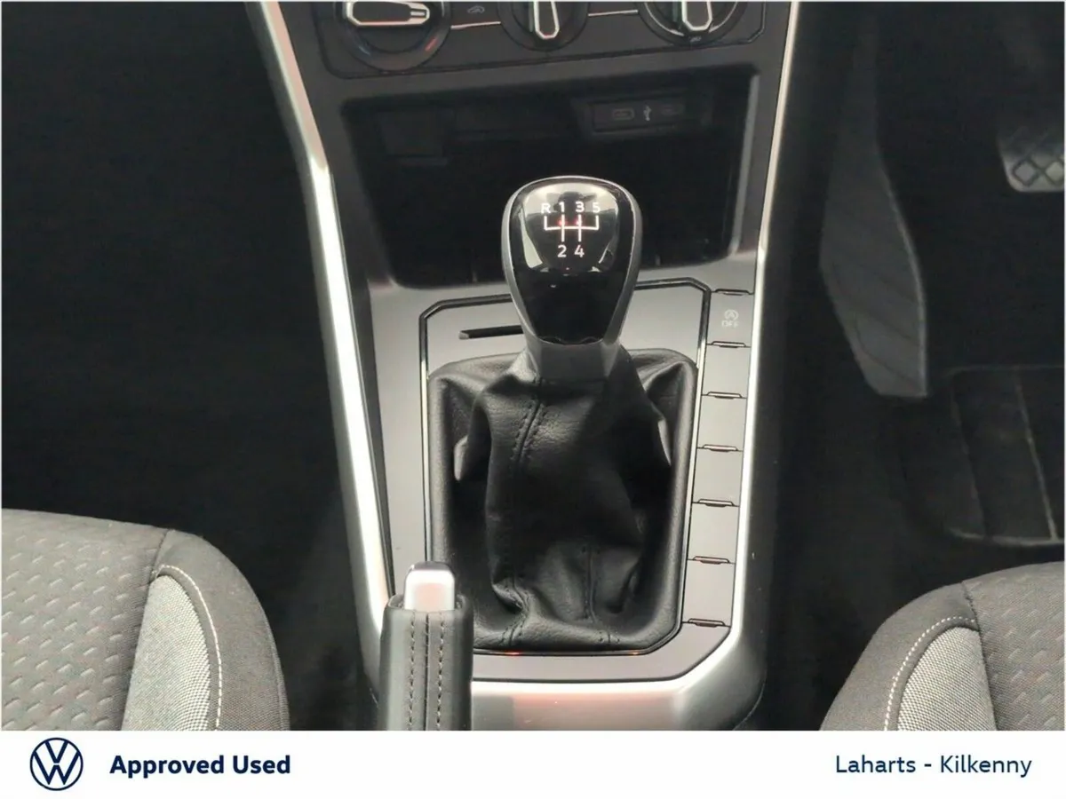 Volkswagen Polo Hatchback, Petrol, 2026, Blue