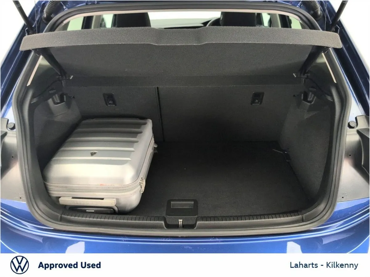 Volkswagen Polo Hatchback, Petrol, 2026, Blue
