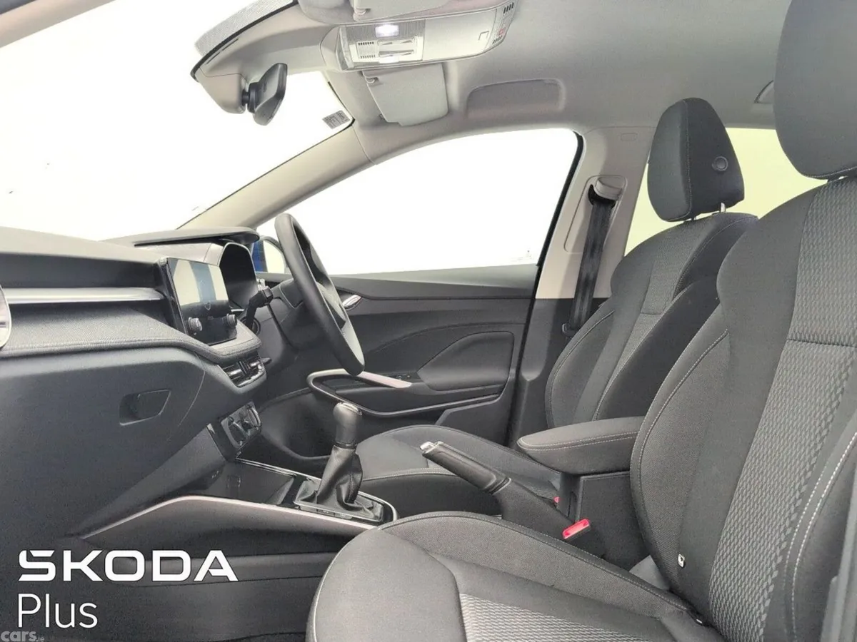 Skoda Fabia Hatchback, Petrol, 2024, Blue