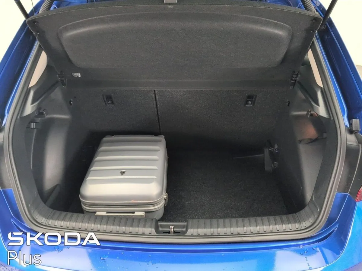Skoda Fabia Hatchback, Petrol, 2024, Blue