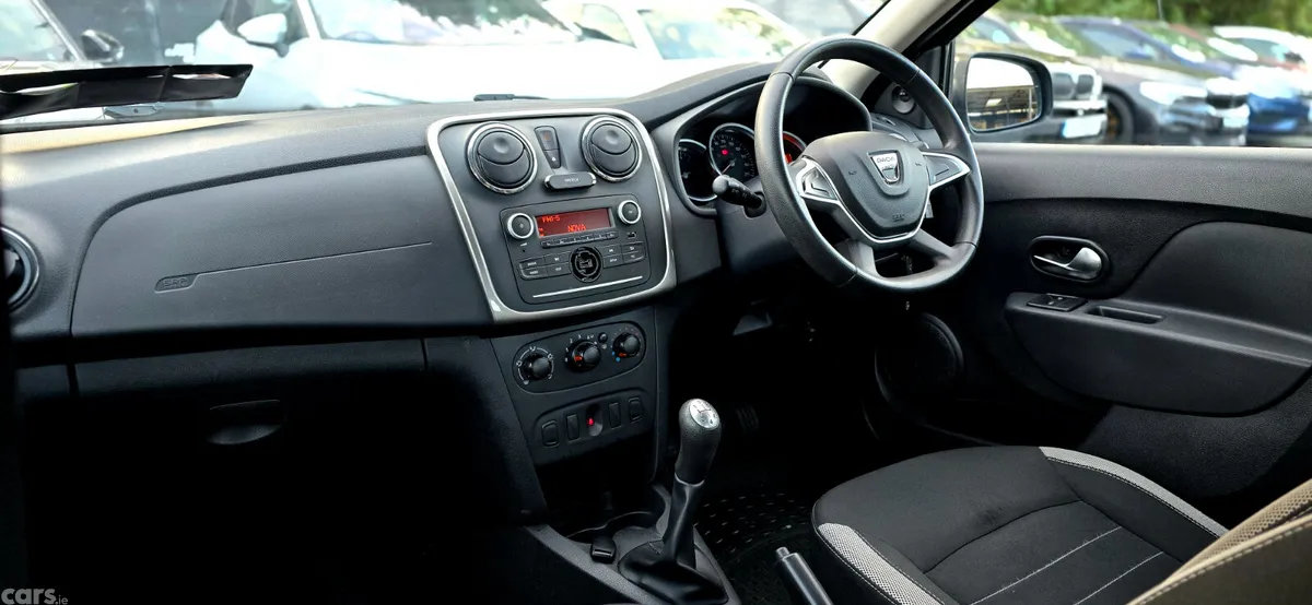 Dacia Sandero Stepway Hatchback, Diesel, 2017, Blue