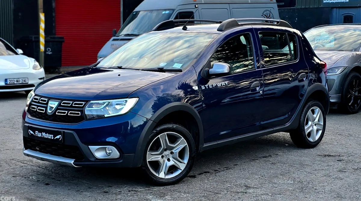 Dacia Sandero Stepway Hatchback, Diesel, 2017, Blue