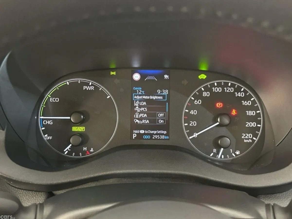 Toyota Yaris Hatchback, Petrol Hybrid, 2025, Grey