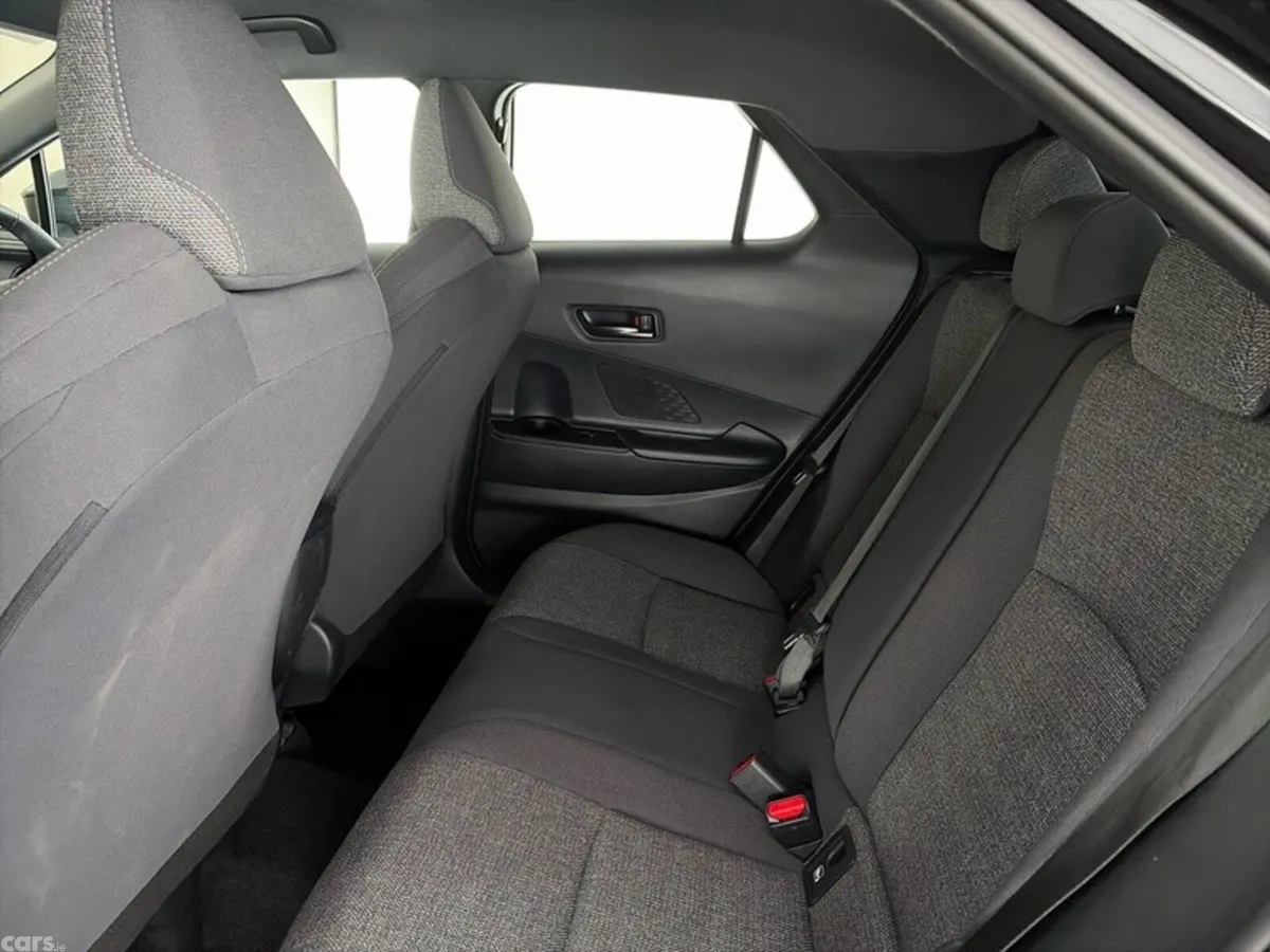 Toyota C-HR SUV, Petrol Hybrid, 2026, Black