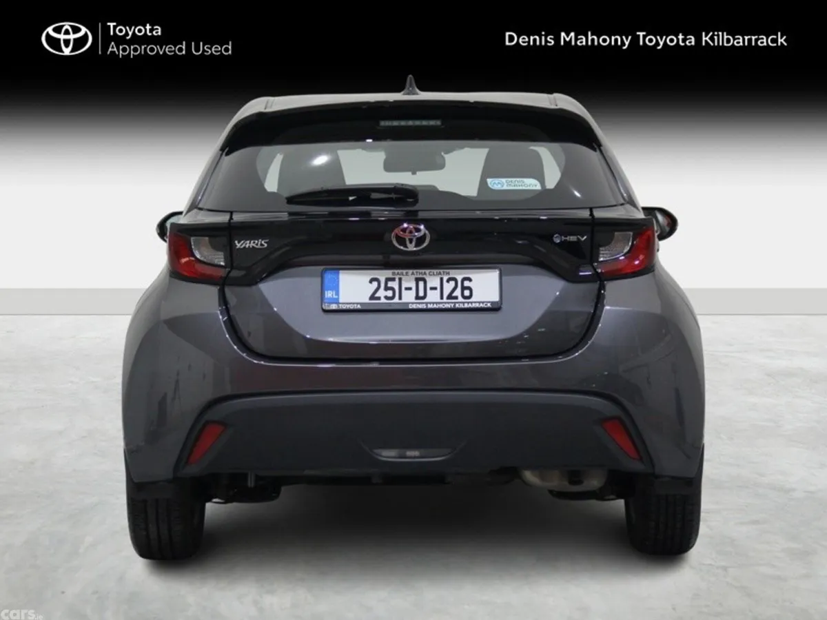 Toyota Yaris Hatchback, Petrol Hybrid, 2025, Grey