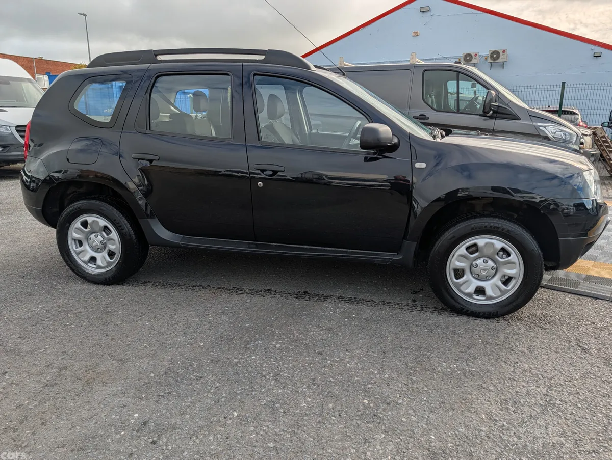 Dacia Duster SUV, Diesel, 2014, Black