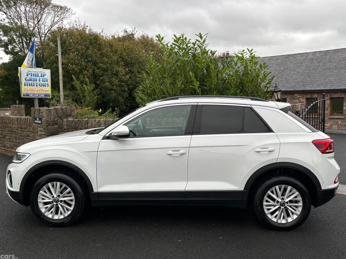 Volkswagen T-Roc SUV, Diesel, 2022, White