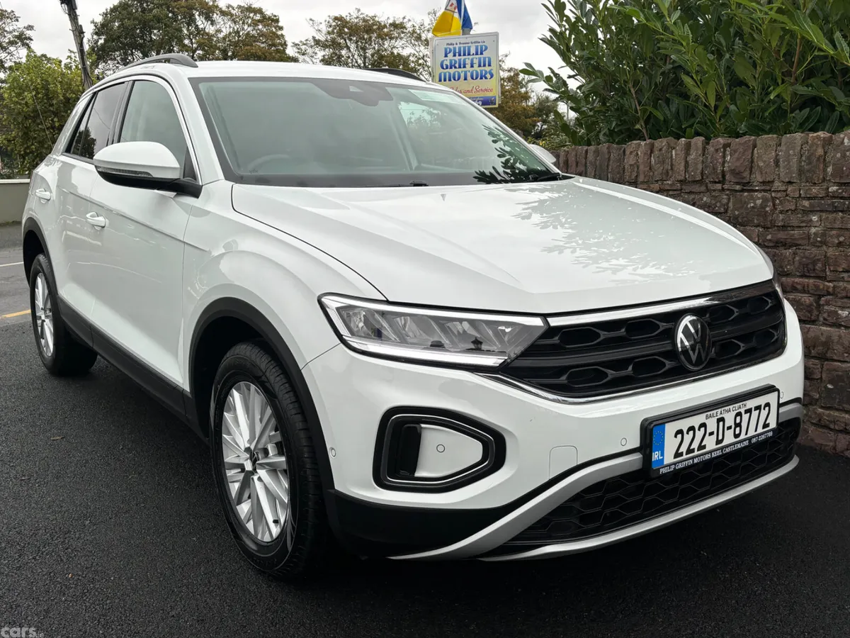 Volkswagen T-Roc SUV, Diesel, 2022, White