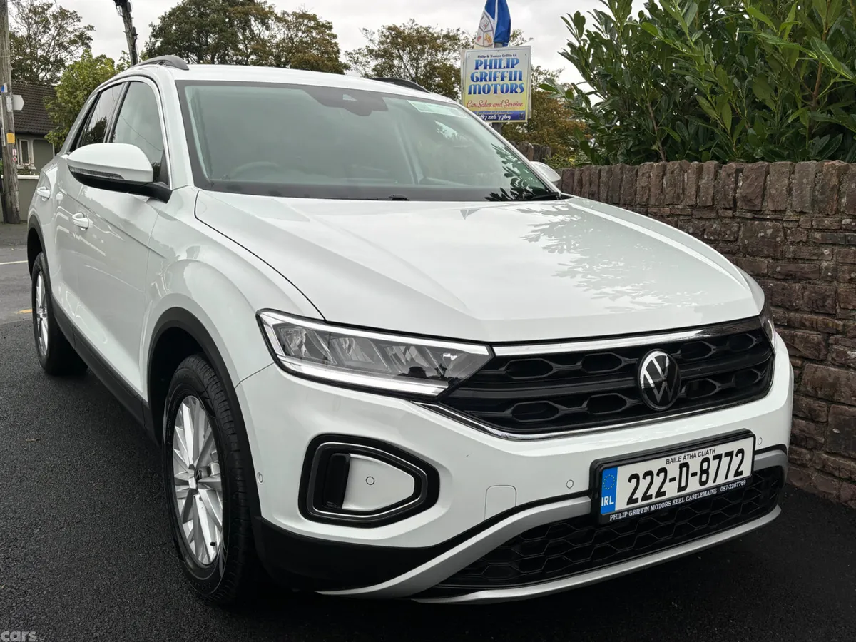 Volkswagen T-Roc SUV, Diesel, 2022, White