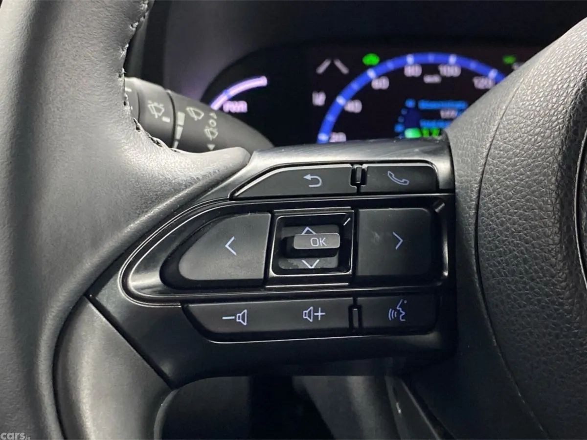 Toyota Yaris Cross SUV, Petrol Hybrid, 2023, Black
