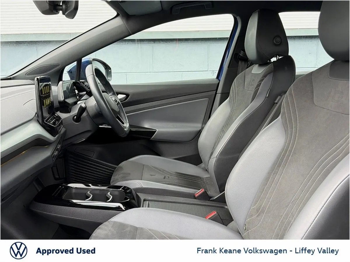 Volkswagen ID.4 SUV, Electric, 2023, Blue