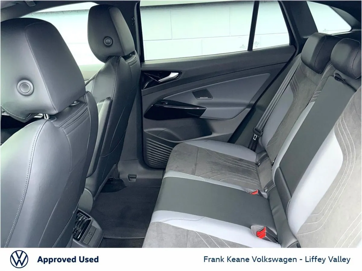 Volkswagen ID.4 SUV, Electric, 2026, Black