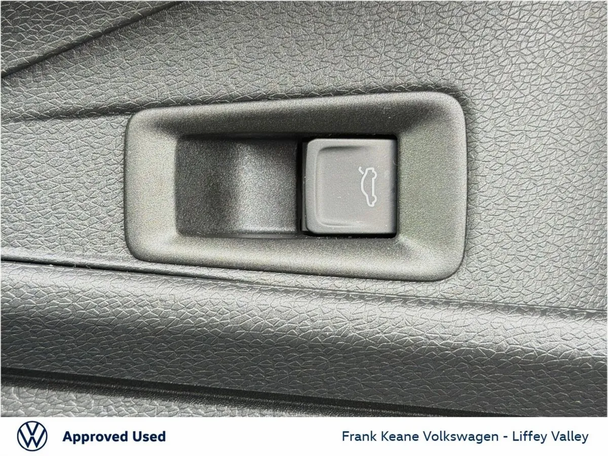 Volkswagen ID.4 SUV, Electric, 2026, Black