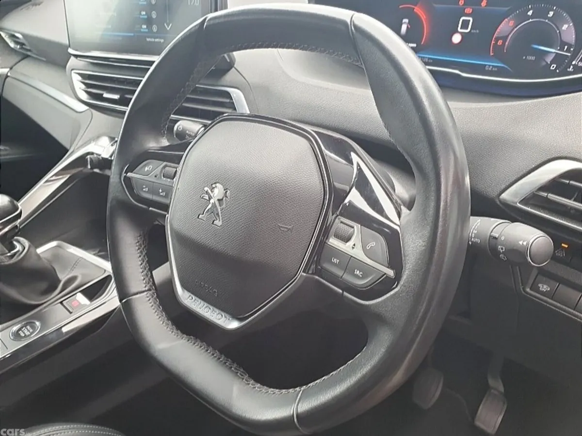 Peugeot 3008 SUV, Diesel, 2021, Red